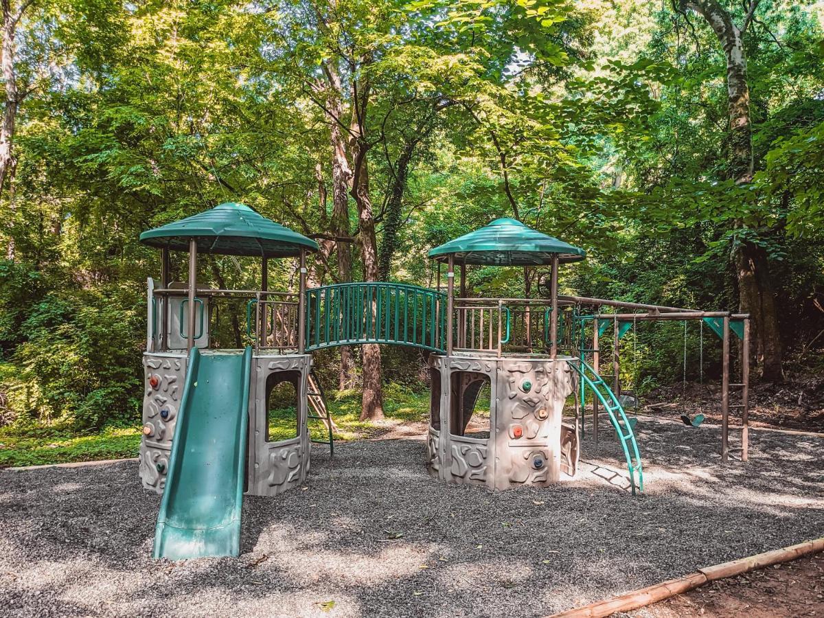 Elise Cabin Forest Retreat 5 Mins To Downtown Chattanooga Eksteriør bilde